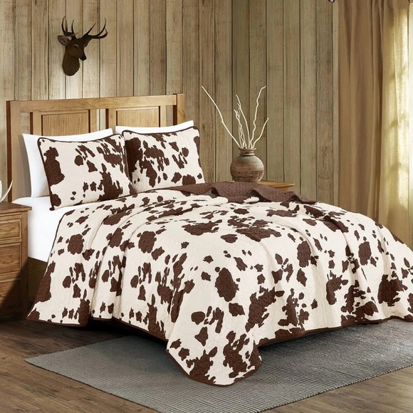 BRAND NEW Rustic Cowhide Brown Bedspread Quilt - 3 Piece Set